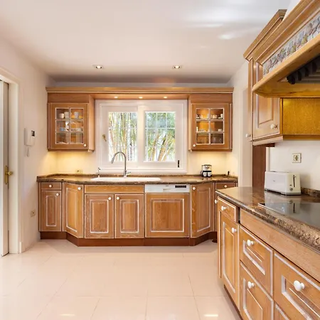빌라 Home2book Timeless Elegance Villa, Cristianos *